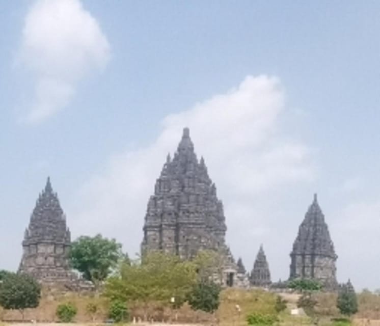SUNRISE AT VIEWPOINT, BOROBUDUR & PRAMBANAN - Highlights and Experience