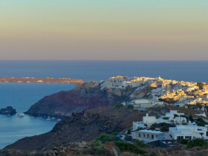 Sunrise Caldera Hike With Snacks - Scenic Descent to Fira