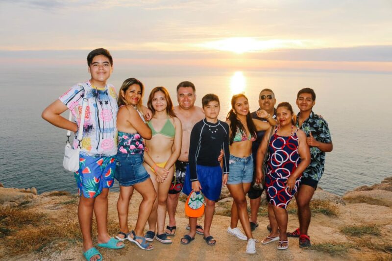 Sunrise From El Faro Huatulco With Photo Session Included - Tour Highlights