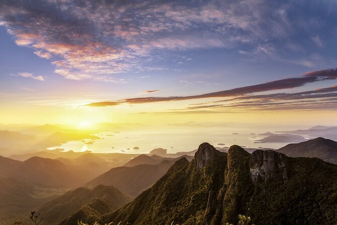 Sunrise From Top of Pedra Da Macela by PARATY TOURS - Experiencing the Sunrise at the Summit