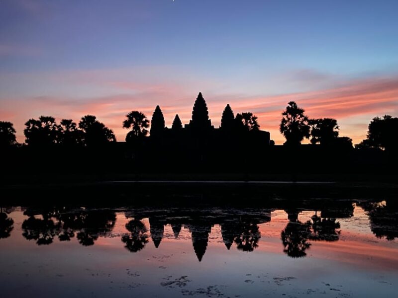 Sunrise Guided Tour of Major Angkor Temples and Banteay Srei - Itinerary