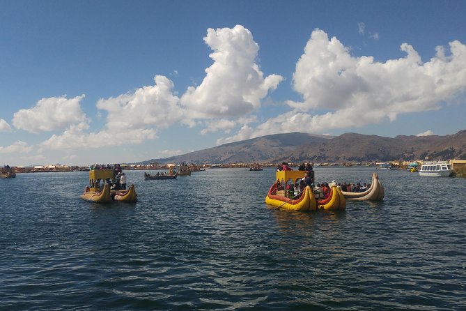 Sunrise on the Floating Uros Island - Birdwatching on the Island