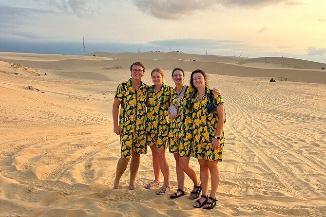 Sunrise or Sunset Private Jeep Tour of Sand Dunes Mui Ne, Vietnam - Timing and Group Size