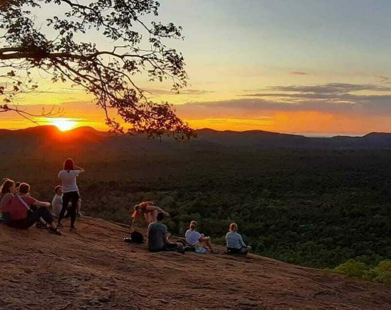 Sunrise or Sunset Tour to Pidurangala Rock with Scenic Views - Authentic Moments and Traveler Experiences