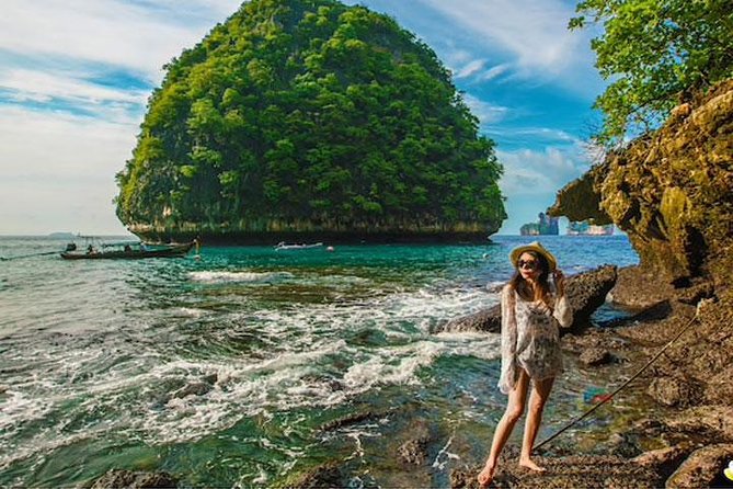 Sunrise Premium Tour to Phi Phi Island by Speed Boat - Key Points