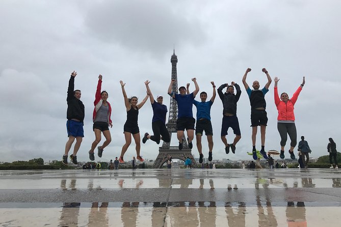 Sunrise Run & Sightseeing in Paris - Fitness and Gear