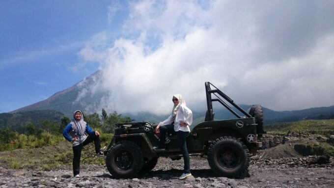 Sunrise Setumbu Hill, Borobudur & Merapi Jeep Lava Tour - Merapi Jeep Lava Tour