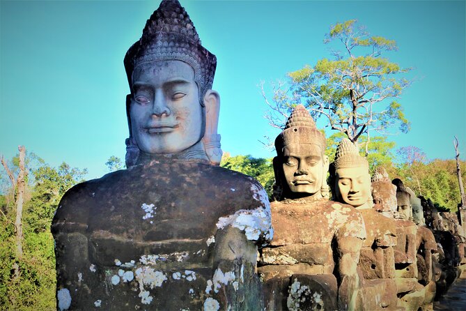 Sunrise Small-Group Tour of Angkor Wat From Siem Reap - Experiencing Bayon Temple