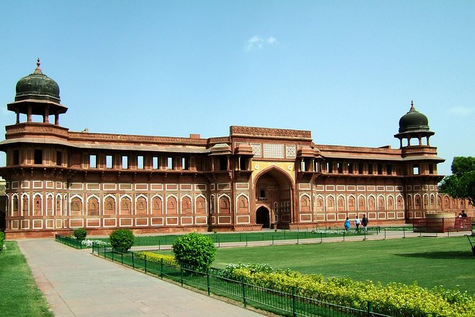Sunrise Taj Mahal & Agra Fort Tour From Jaipur With Skip The Line Entry - Agra Fort Exploration