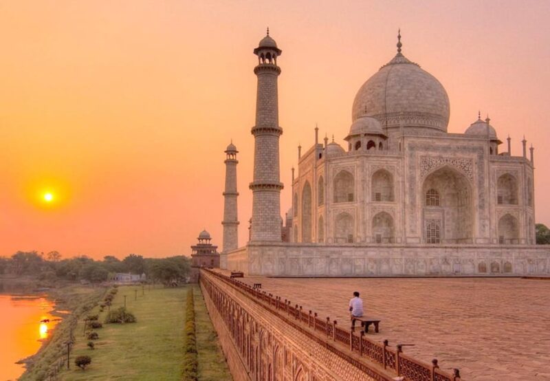 Sunrise Taj Mahal Day Tour With Female Guide - Key Points