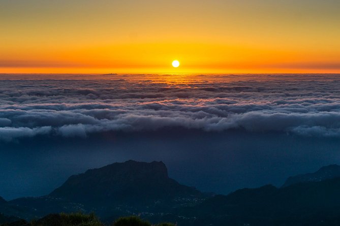 Sunrise Tour @ Pico Do Areiro | Half Day 4x4 Tour - Lush Forests and Levada Walk