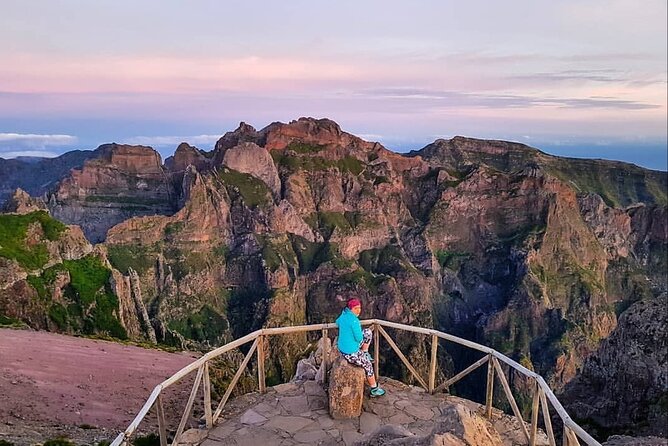 Sunrise Transfer To Pico Do Arieiro, Hike To Pico Ruivo & Return From Teixeira - Scenic Sunrise Hiking