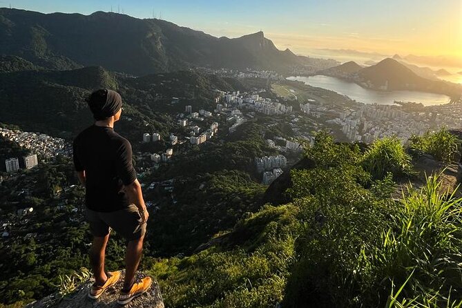 Sunrise Two Brothers Hike in Vidigal - Meeting and Transportation