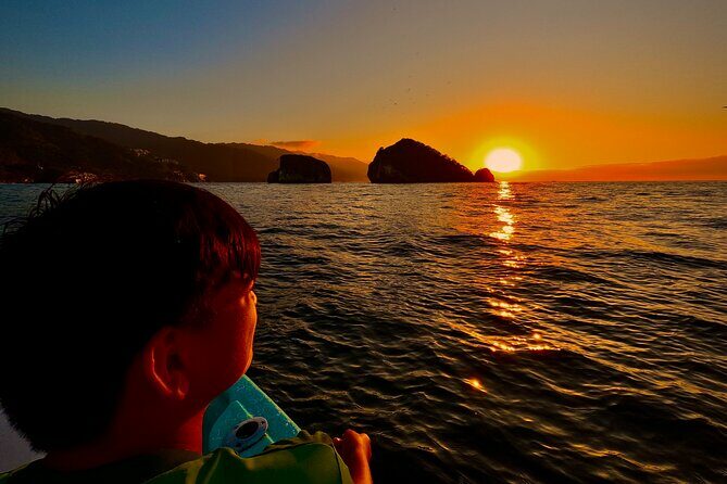 Sunset and Bioluminescence Boat Tour at Los Arcos Islands - Key Points