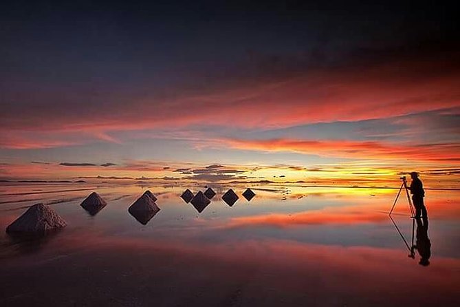 Sunset and Stargazing at Train Cemetery (Cementerio De Trenes) From Uyuni - Pricing and Cancellation Policy