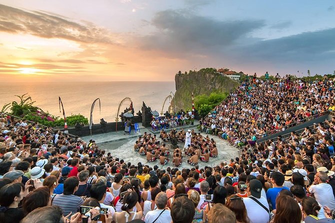 Sunset at Uluwatu Temple and Spa Tour - Witnessing the Kecak Dance