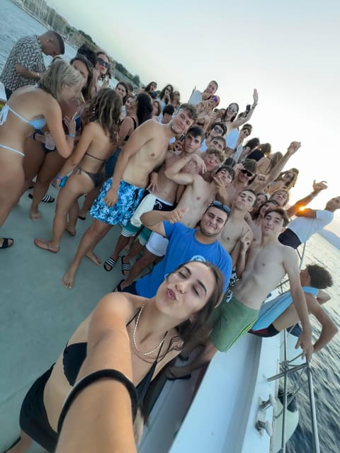 SUNSET BOAT PARTY - Restrictions and Suitability