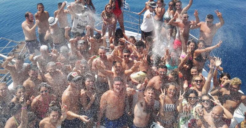 SUNSET BOAT PARTY - What to Bring