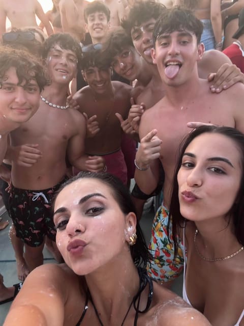 SUNSET BOAT PARTY - Meeting Point