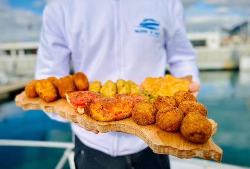 Sunset Boat Tour in Palermo - Key Points