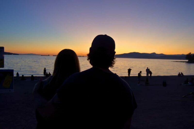 Sunset Bus Tour: Stanley Park & English Bay Photostops - FAQ
