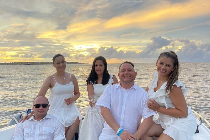 Sunset by Boat in the Bay in Cartagena - Location and Meeting Point
