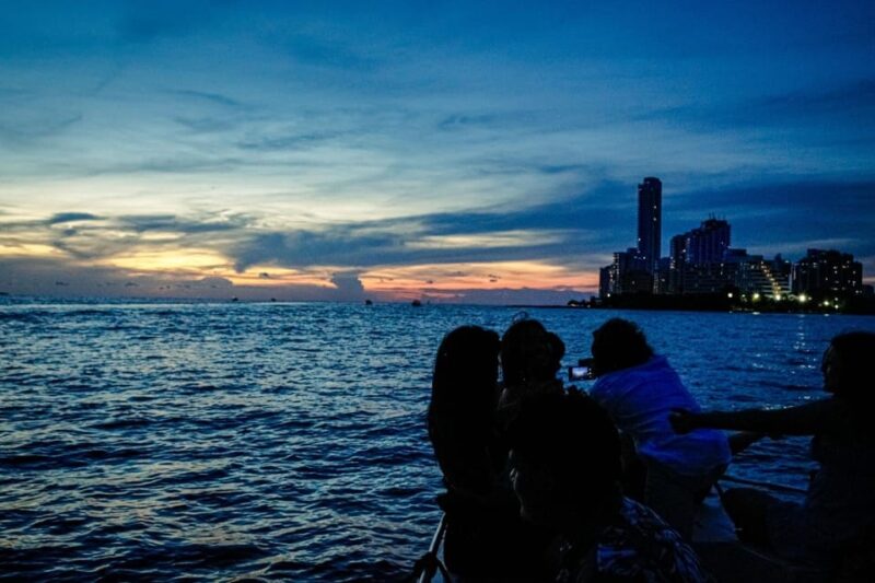 Sunset By The Bay - Cartagena - Inclusions