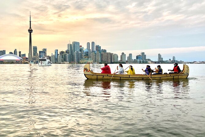 Sunset Canoe Tour of the Toronto Islands - Included Amenities