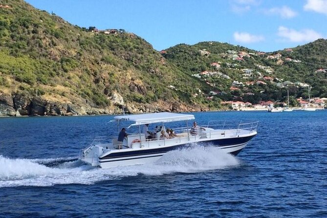 Sunset Champagne Cruise in St. Maarten - Included Amenities