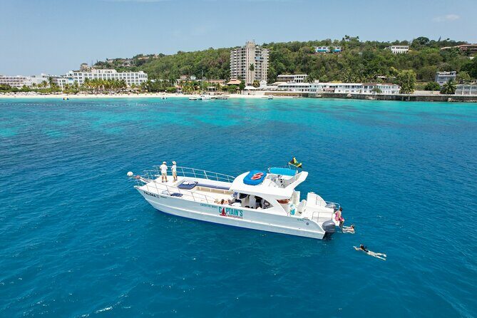 Sunset Deluxe 2-Hour Private Charter in Montego Bay, Open Bar - The Sum Up