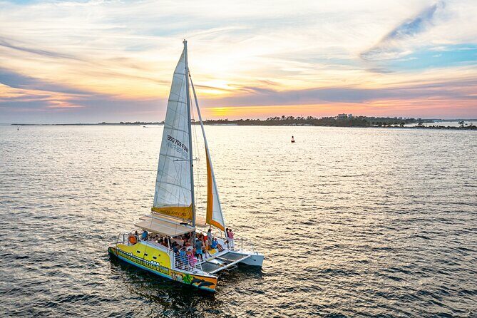 Sunset Dolphin Sail Aboard the Footloose Catamaran - Setting the Scene: What to Expect on the Sunset Dolphin Sail