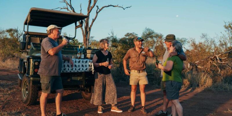 Sunset Drive & Bush Dinner | Big 5 Game Reserve (HOEDSPRUIT) - Group Size and Guide