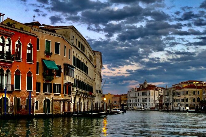 Sunset Gondola & Mysteries and Ghosts Walking Tour in Venice - Accessibility and Participation