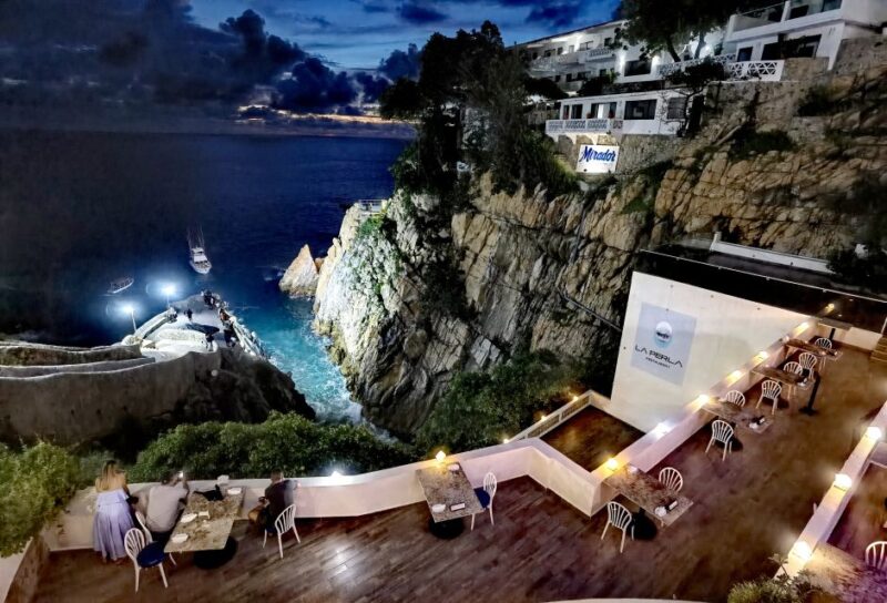 .Sunset High Cliff Divers Exhibition With Different Options, - Booking Details