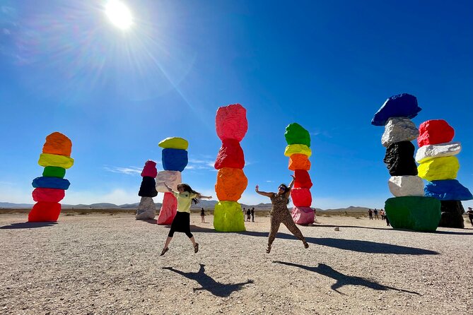 Sunset Hike and Photography Tour Near Red Rock With Optional 7 Magic Mountains - Guided Hike to Vantage Point