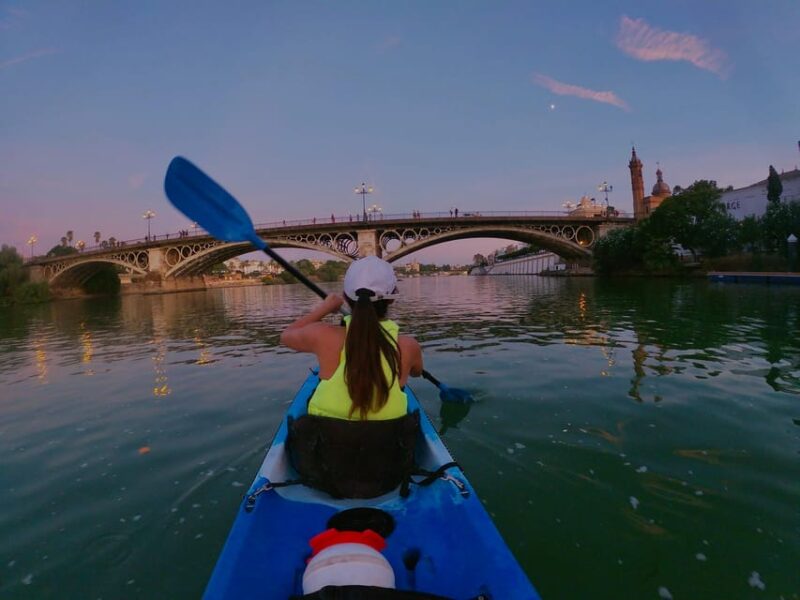 Sunset Kayak: Historic Seville, Triana and La Cartuja - Panoramic River Views