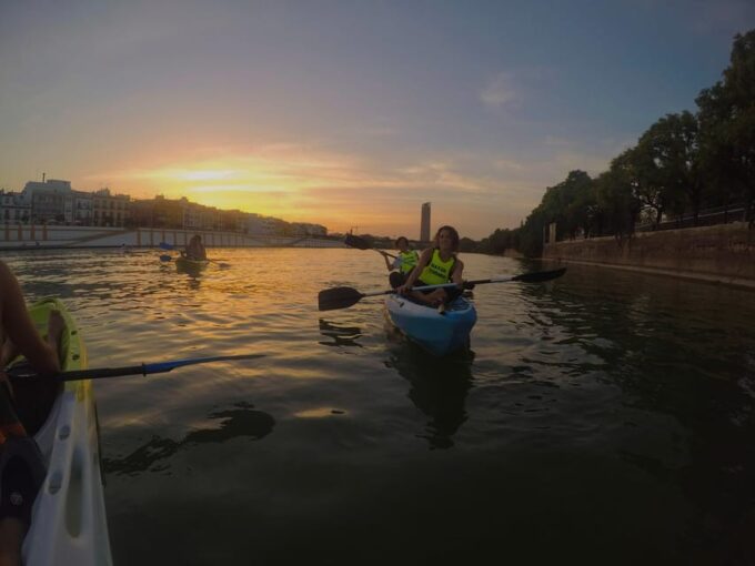 Sunset Kayak: Historic Seville, Triana and La Cartuja - Reservation and Cancellation