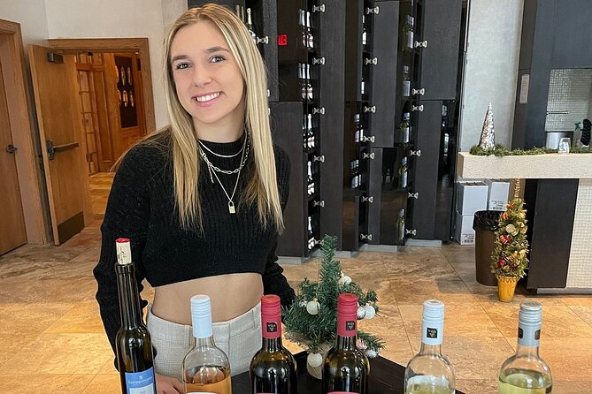 Sunset Niagara-On-The-Lake Small Group Wine Tour With Dinner - Winery Tastings and Insights