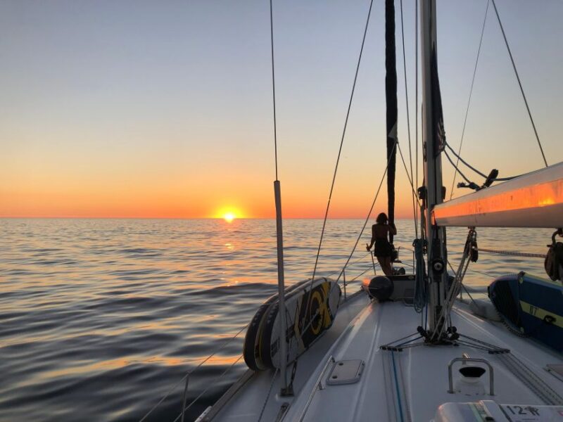 Sunset on a Luxury Sailing Yacht - Lagos - Algarve - Yacht Description