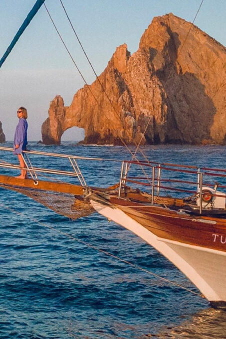 Sunset on a Sailboat + Dinner With Views of the Cabo Arch - Languages and Safety