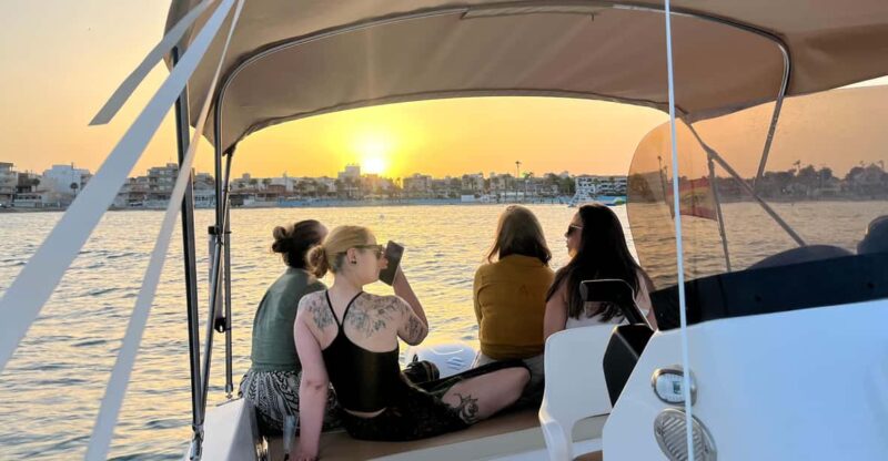 Sunset Onboard Torrevieja Bay in Exclusive Boat. - Meeting Point and Reviews