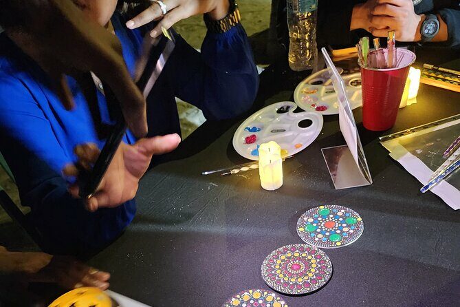 Sunset Painting Class on the Beach from Philipsburg, Sint Maarten - FAQ