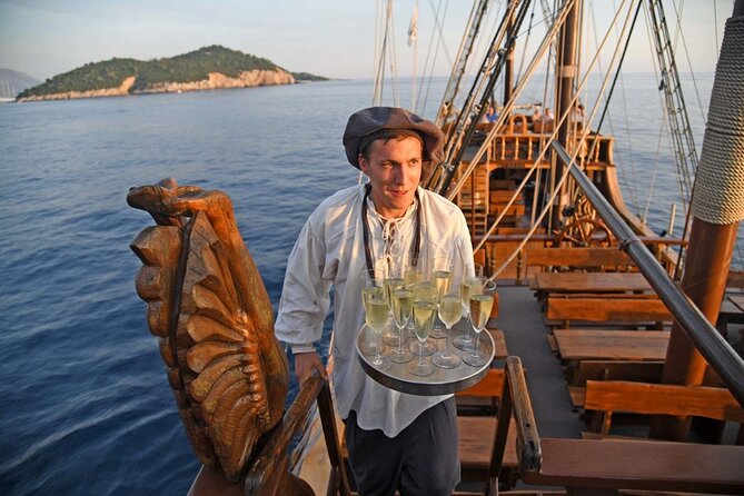 Sunset Panorama Cruise With a Live Show on a Wooden Galleon - Important Notes and Considerations