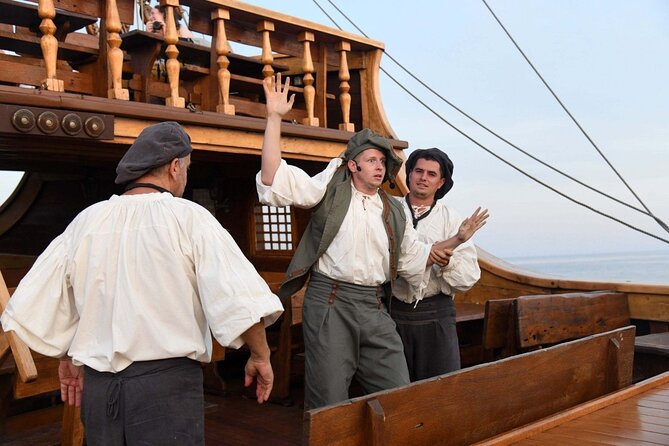 Sunset Panorama Cruise With a Live Show on a Wooden Galleon - Experiencing the Galleon Tirena