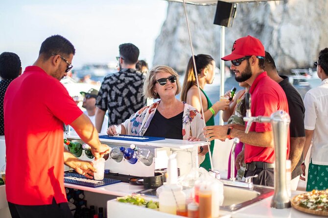 Sunset Party Cruise in Los Cabos - Inclusions and Amenities