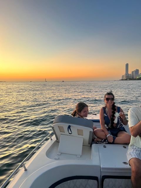 Sunset Party Open Bar on the Bay While Sharing With Locals - Post-Tour Dinner or Club Visits