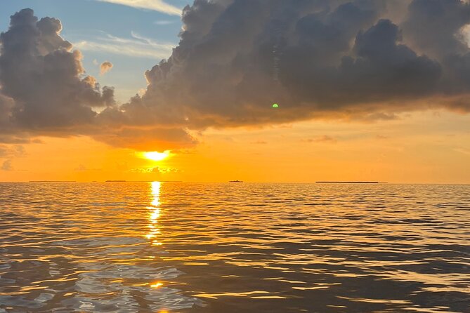Sunset Powerboat Cruise - Whats Included in Your Cruise Experience