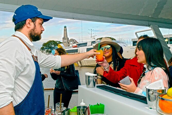 Sunset River Plate & Open Bar - Excursion Details
