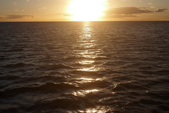 Sunset Sail Experience at Kona From Honokohau - Additional Tour Information