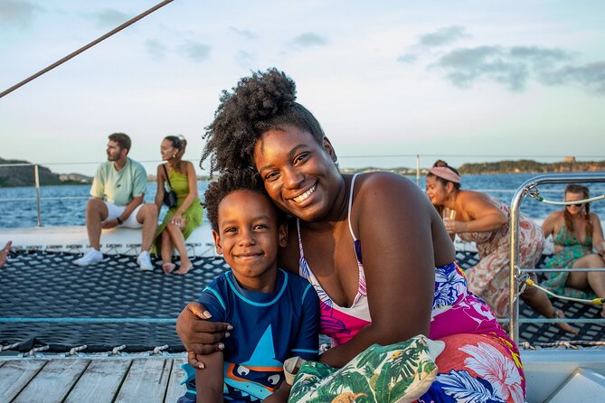 Sunset Sailing Cruise With Premium Drinks and Bites - Meeting Point and Schedule